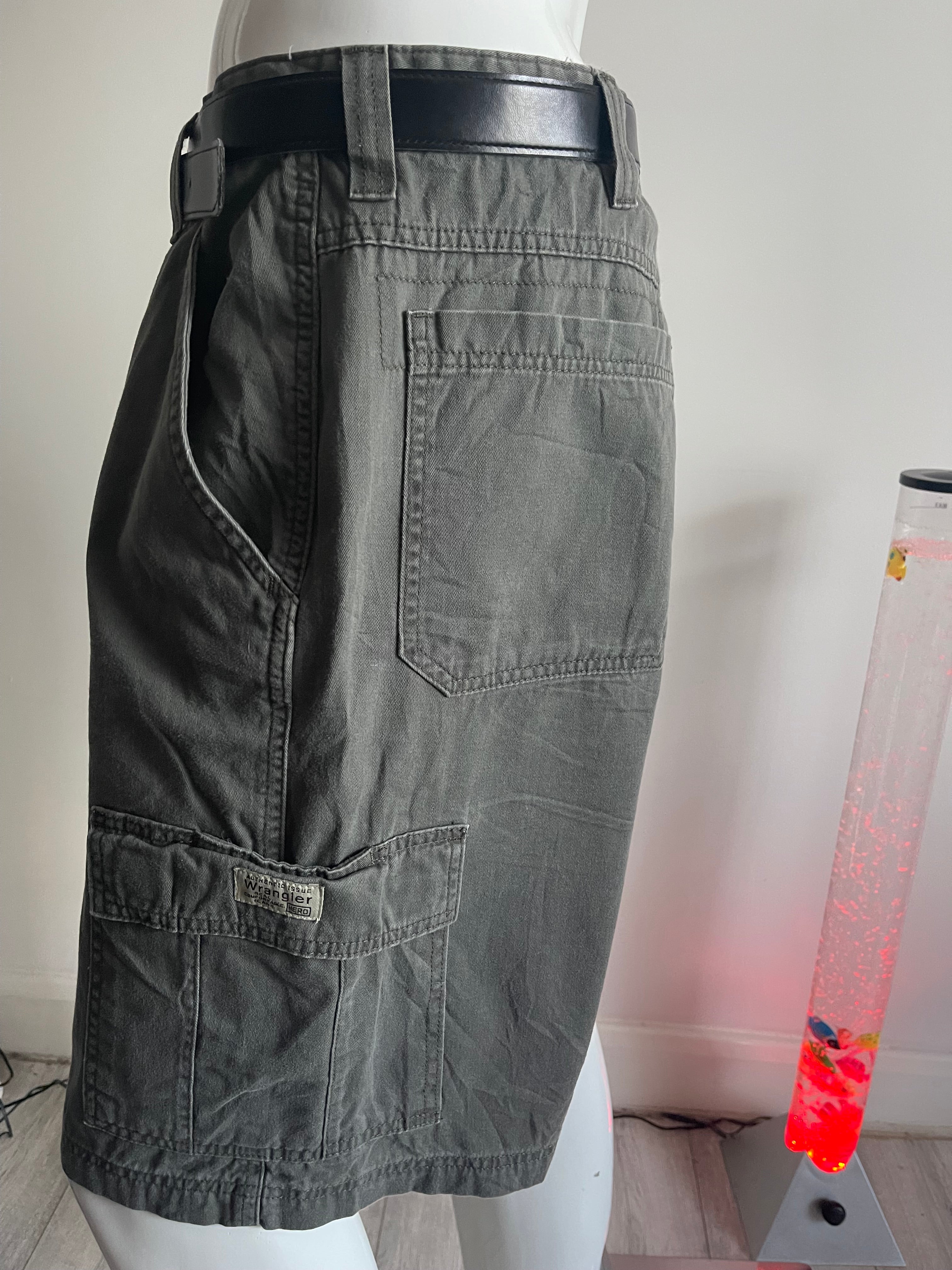 Wrangler Men's Grey Hero Cargo Shorts 100% Cotton – Size 36
