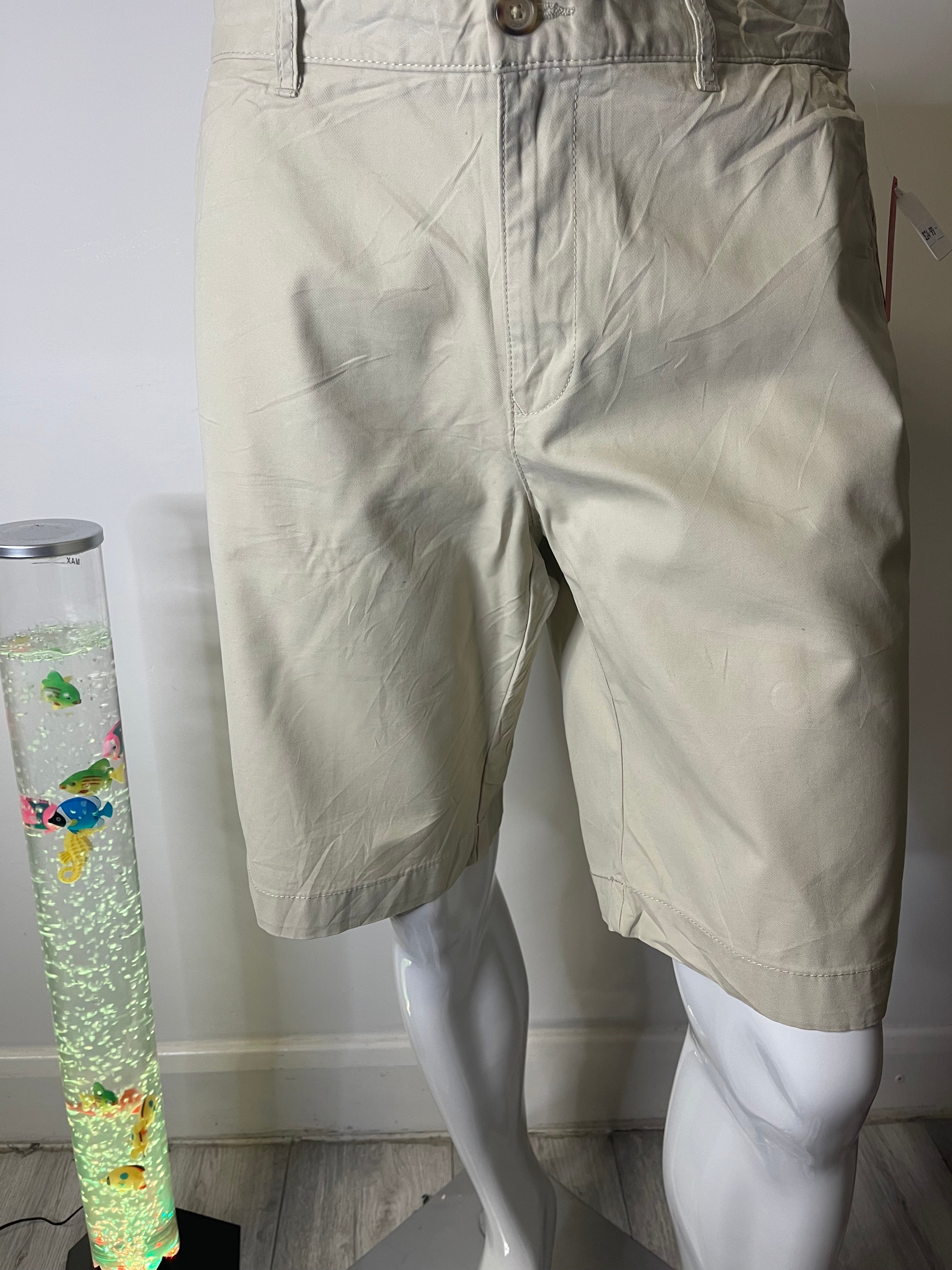 Authentic Tommy Hilfiger Classic Fit Chino Shorts – Size 34 – Beige