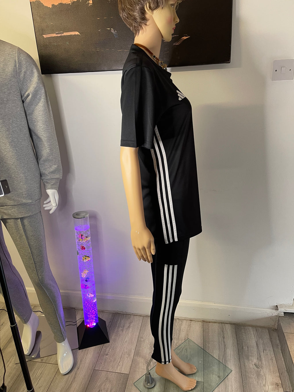 Authentic Adidas women’s performance T-shirt,size M