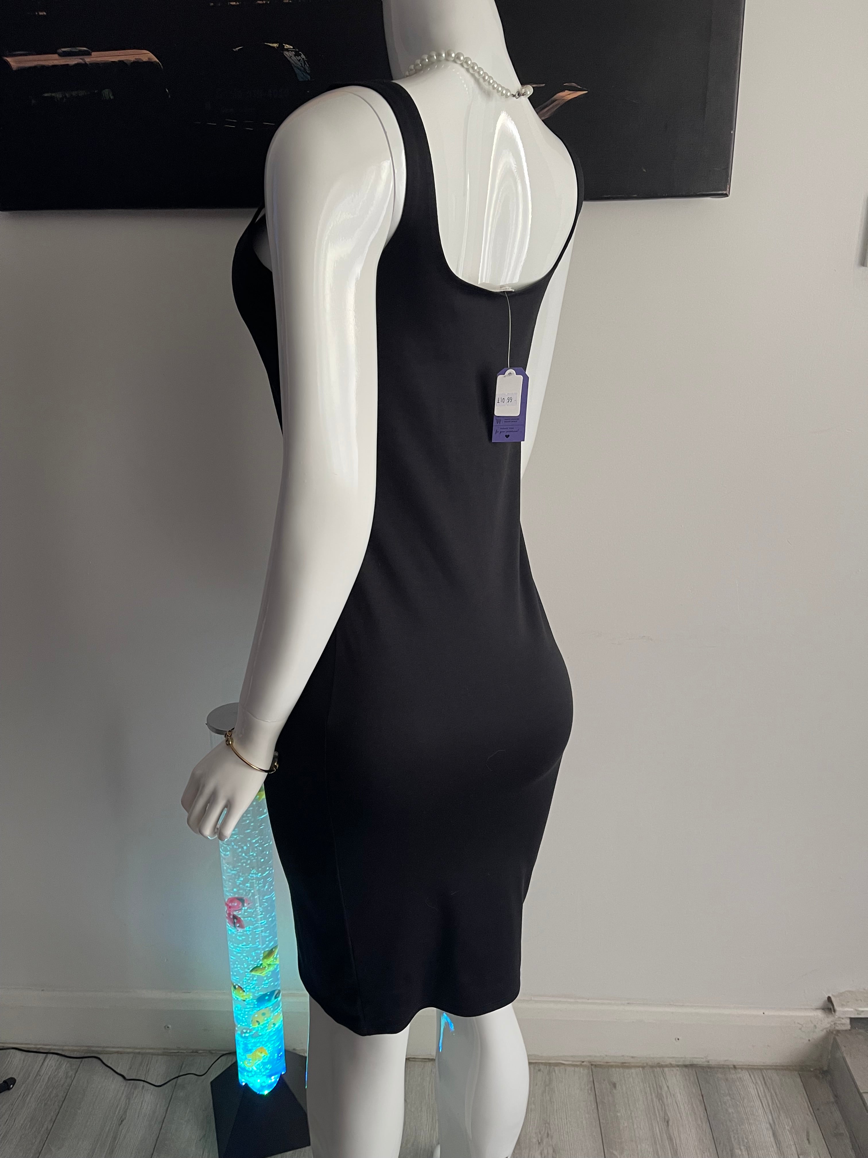 Elegant Black Bodycon Midi Dress – Size 12–14