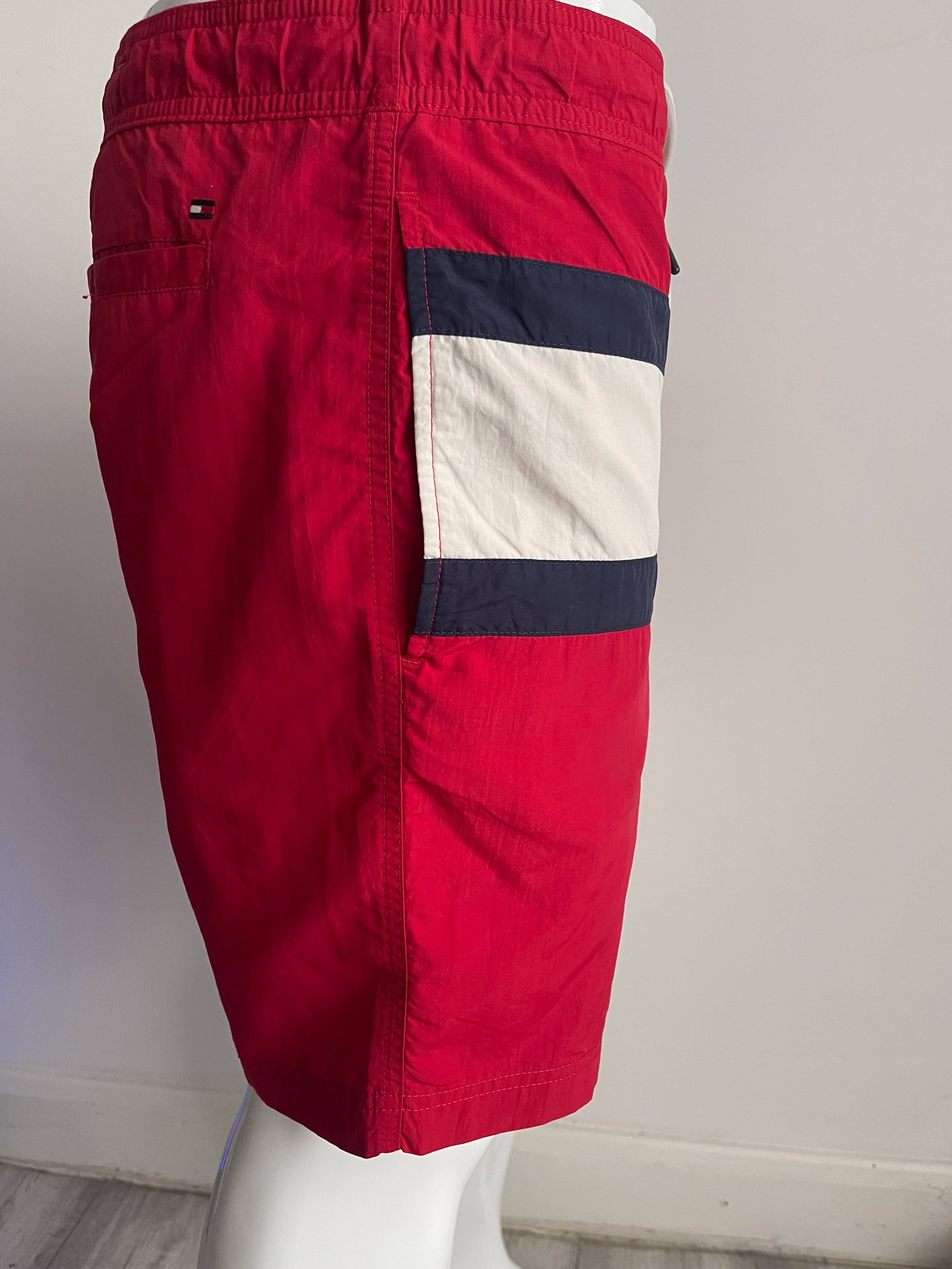 Tommy Hilfiger Men’s Red Shorts With Pockets – Size M 🔥